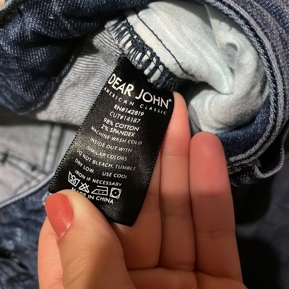 DEAR John Distressed Jeans Size 29 - Picture 5 of 10